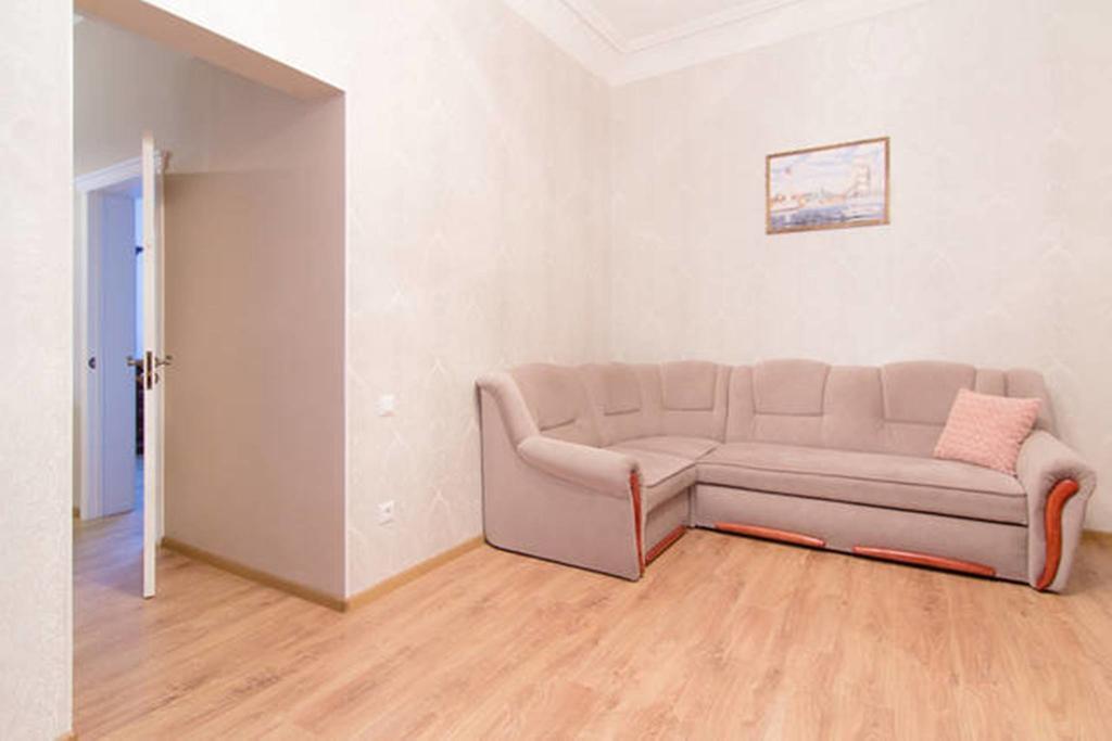 Apartment On Deribasovskaya 18 Odesa Exterior photo