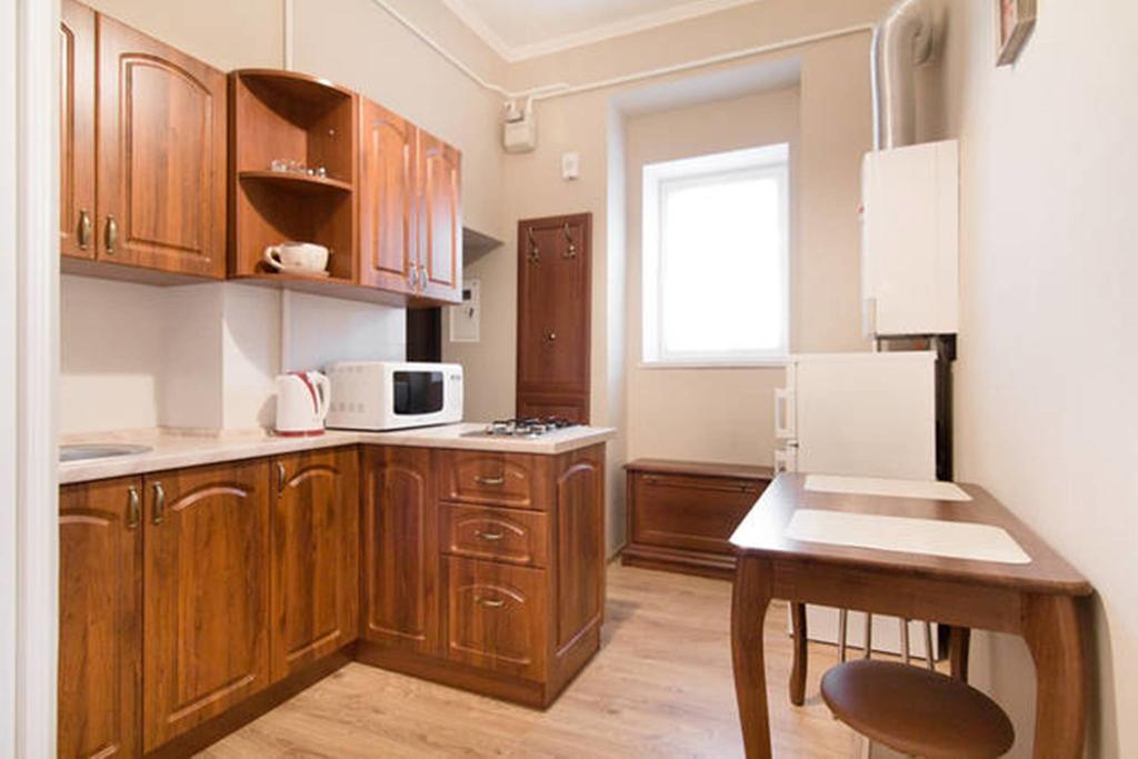Apartment On Deribasovskaya 18 Odesa Exterior photo